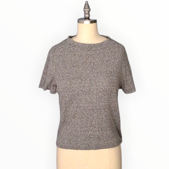 bp Tops - BP gray short sleeve top size Medium